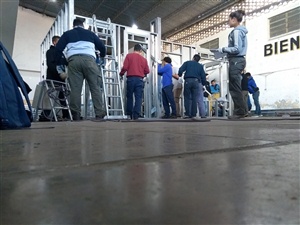 Se desarrolló durante tres días intensos con un grupo de gente muy trabajadora! Damos las gracias a nuestros proveedores por su ayuda y a los asistentes por su interés en nuestra capacitación (Un año mas junto a Barbieri y nuestra tan esperada capacitación de mano de obra de Steel Framing.)